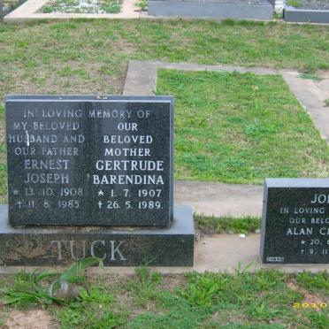 TUCK :: JONES