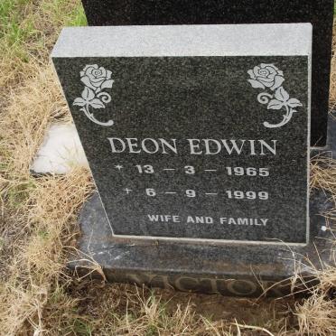 VICTOR Deon Edwin 1965-1999.