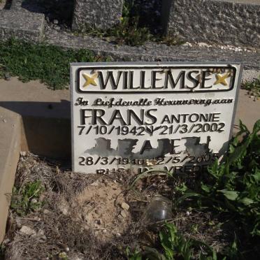 WILLEMSE Frans Antonie 1942-2002 &amp; Elizabeth 1940-2005
