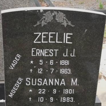 ZEELIE Ernest J.J. 1881-1963 &amp; Susanna M. 1901-1983