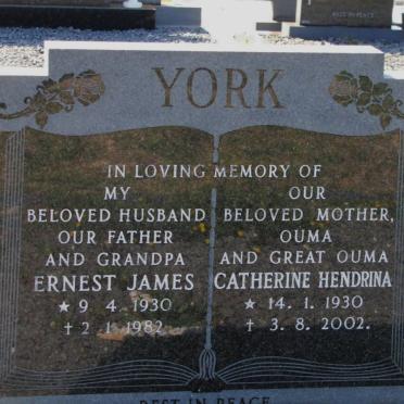 YORK Ernest James 1930-1982 &amp; Catherine Hendrina 1930-2002