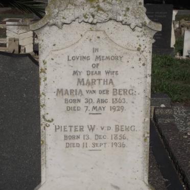 BERG Pieter W., van der 1856-1936 &amp; Martha Maria 1863-1929