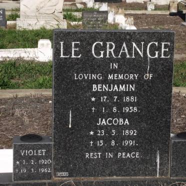 GRANGE, le