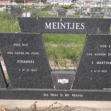 MEINTJES Johannes 1920-  &amp; S. Martina 1923- 