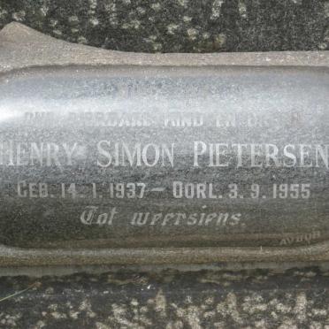 PIETERSEN Henry Simon 1937-1955 :: PIETERSEN Maria M. 1900-1963 