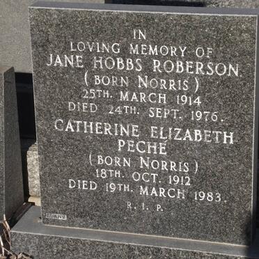 ROBERTSON Jane Hobbs nee NORRIS 1914-1976 :: PECHE Catherine Elizabeth nee NORRIS 1912-1983