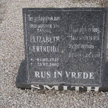 SMITH Elizabeth Gertruida 1925-2002