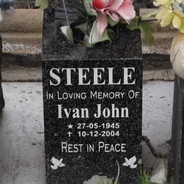 STEELE Ivan John 1945-2004