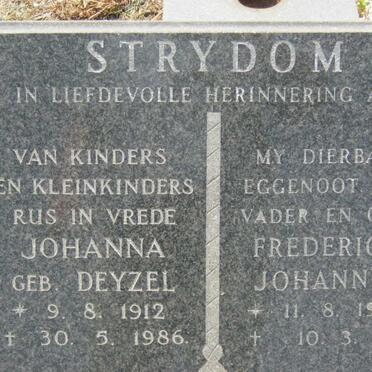 STRYDOM Frederick Johannes 1900-1985 &amp; Johanna DEYZEL 1912-1986