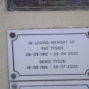TYSON Denis 1916-2005 &amp; Pat 1912-2002