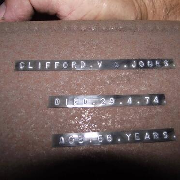 J - Vanne :: Surnames - J