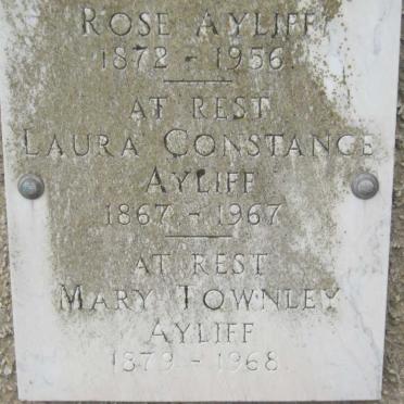 A - Surnames :: Vanne - A