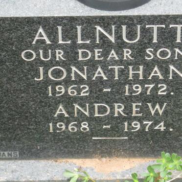 ALLNUTT Jonathan 1962-1972 :: ALLNUTT Andrew 1968-1974