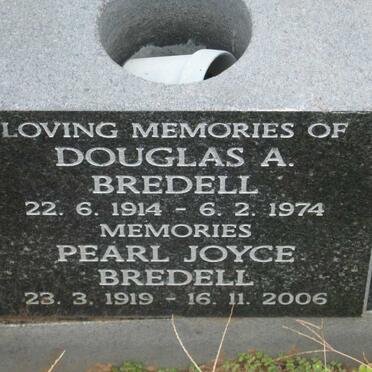 BREDELL Douglas A. 1914-1974 &amp; Pearl Joyce 1919-2006