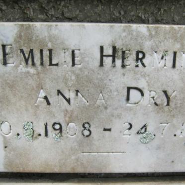 DRY Anna 1908-1971
