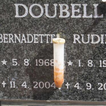 DOUBELL Rudie 1966-2004 &amp; Bernadette 1968-2004