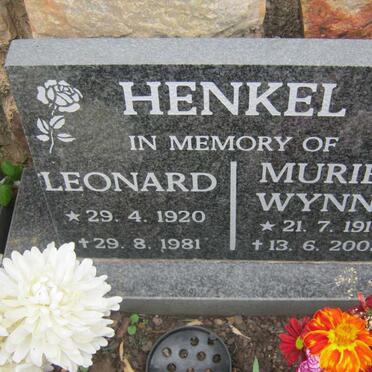 HENKEL Leonard 1920-1981 &amp; Muriel Wynne 1916-2009