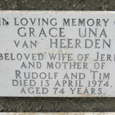 HEERDEN Grace Una, van -1974