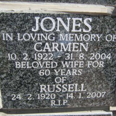 JONES Russell 1920-2007 &amp; Carmen 1922-2004