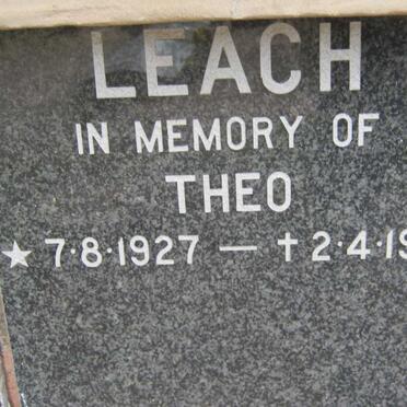 LEACH Theo 1927-1990