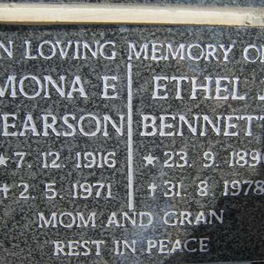 PEARSON Mona E. 1916-1971 :: BENNETT Ethel J. 1890-1978