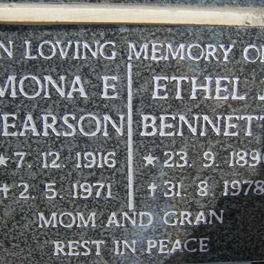 PEARSON Mona E. 1916-1971 :: BENNETT Ethel J. 1890-1978