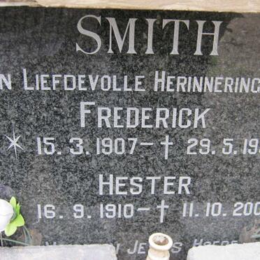 SMITH Frederick 1907-1990 &amp; Hester 1910-2002