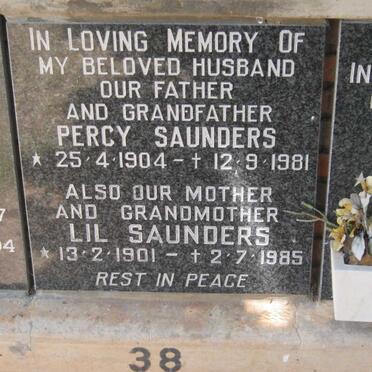 SAUNDERS Percy 1904-1981 &amp; Lil 1901-1985