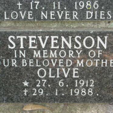 STEVENSON Olive 1912-1988