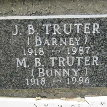 TRUTER J.B. 1918-1987 &amp; M.B. 1918-1996