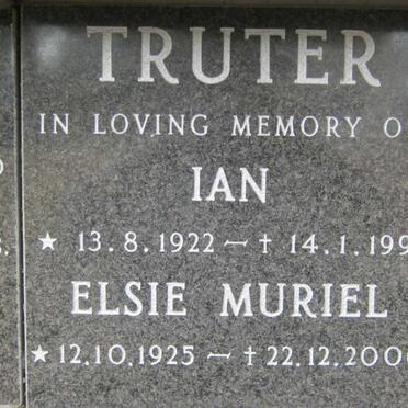 TRUTER Ian 1922-1991 &amp; Elsie Muriel 1925-2006