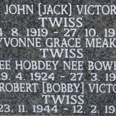 TWISS John Victor 1919-1956 &amp; Yvonne Grace Meakin nee HOBDAY, nee BOWREN 1924-1999 :: TWISS Robert Victor 1944-1998