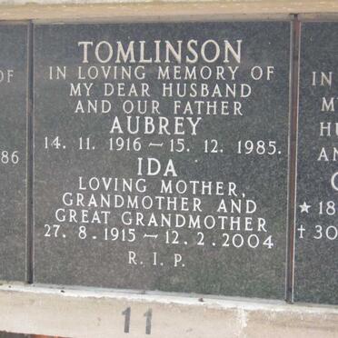 TOMLINSON Aubrey 1916-1985 &amp; Ida 1915-2004