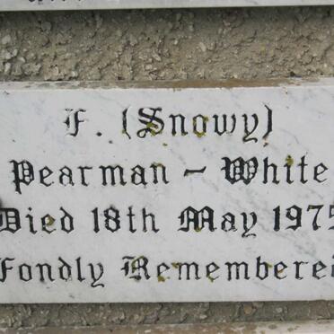 WHITE F., Pearman -1975 