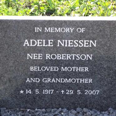 NIESSEN Adele nee ROBERTSON 1917-2007