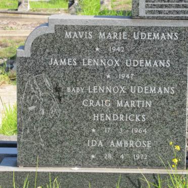 UDEMANS Mavis Marie -1942 :: UDEMANS James Lennox -1947 :: UDEMANS Baby Lennox 