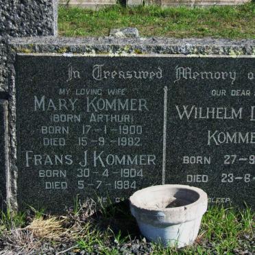 KOMMER Frans J. 1904-1984 &amp; Mary nee ARTHUR :: KOMMER Wilhelm Daniel 1933-1953