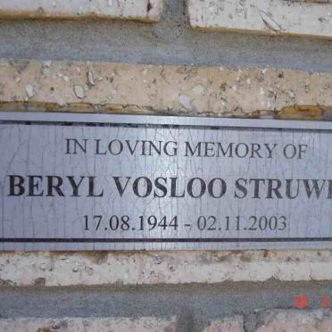 STRUWIG Beryl Vosloo 1944-2003