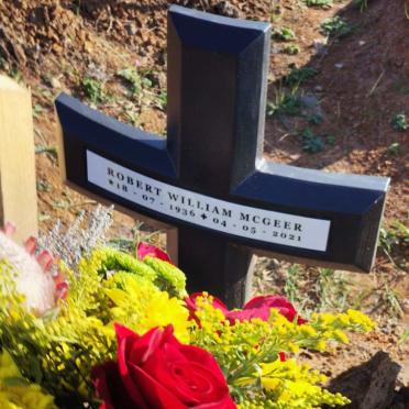 McGEER Robert William 1936-2021