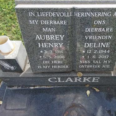 CLARKE Aubrey Henry 1916-2006 :: CLARKE Deline 1944-2017