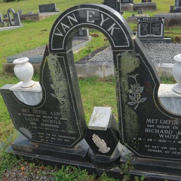 EYK Richard John White, van 1922-1993 &amp; Lilian Myrtle SCHEEPERS 1921-1984