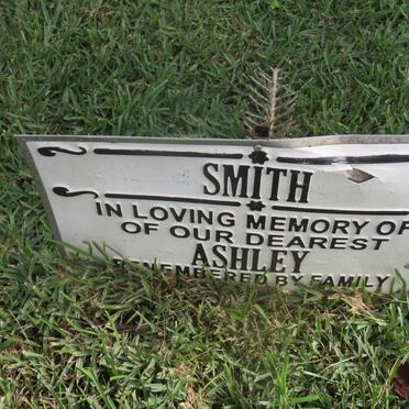 SMITH Ashley