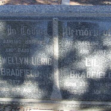 BRADFIELD Llewellyn Ulrich 1908-1951 &amp; Lil 1909-1986