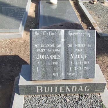 BUITENDAG Johannes 1907-1985 &amp; Maggie 1916-2001
