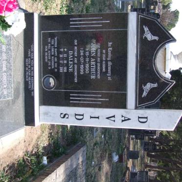 DAVIDS John Arthur 1950-1999 &amp; Dalene 1950-2009