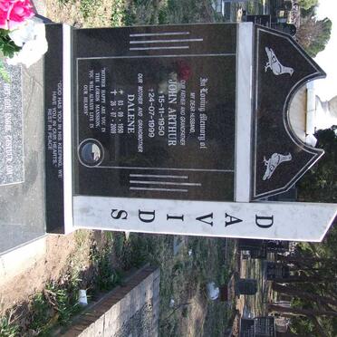 DAVIDS John Arthur 1950-1999 &amp; Dalene 1950-2009