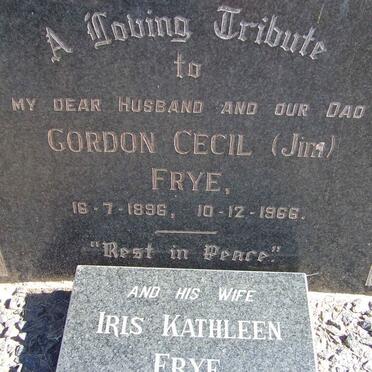 FRYE Gordon Cecil 1896-1966 &amp; Iris Kathleen 1909-1987