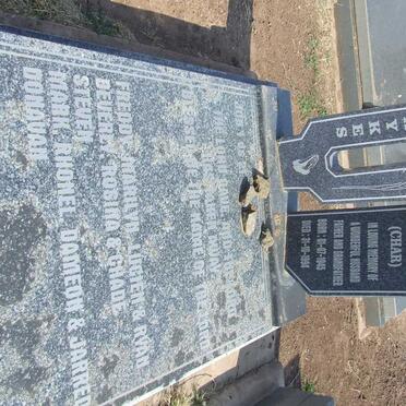 HYKES John Churchill 1945-1994