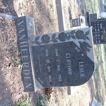 HEERDEN Leslie Clifford, van 1969-1969