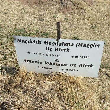 KLERK Antonie Johannes, de 1911-2001 &amp; Magdeldt Magdalena PELSER 1914-1992